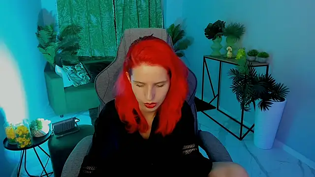 NitaNihil online show from September 2025 03:02:01 PM