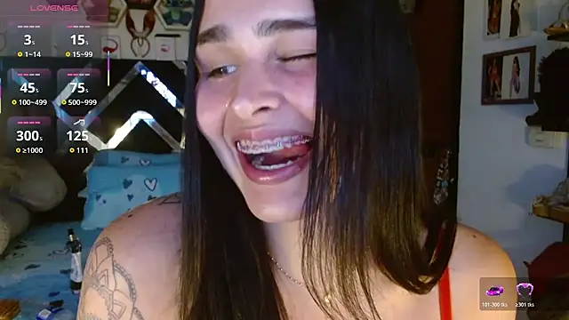 SarithaBunny online show from November 2025 09:30:02 PM