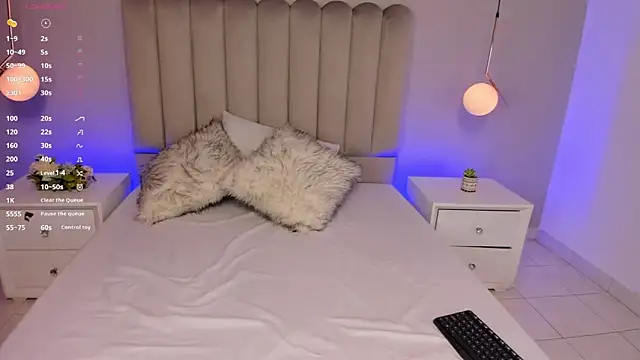 Dani rosse  online show from September 2025 12:43:02 PM