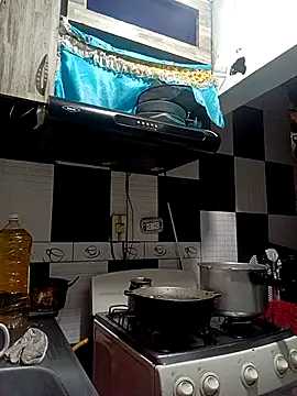 Lady 16 online show from February 2026 06:50:01 PM