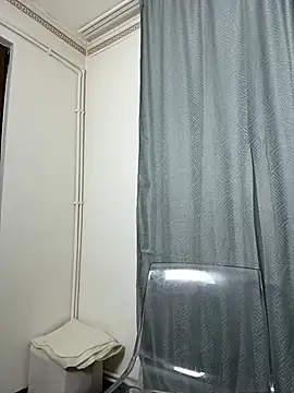 MiaKiittyy online show from March 2026 10:58:02 PM