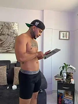 DeimonOficial online show from January 2026 03:28:01 PM