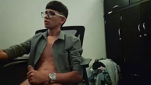 ElverCol online show from February 2026 02:59:02 AM