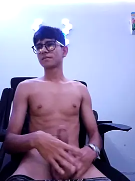 ElverCol online show from March 2026 05:24:01 AM