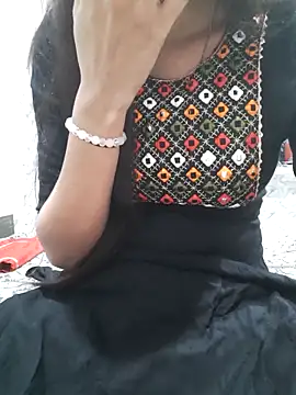 Aarti-kumri online show from April 2026 07:50:02 PM