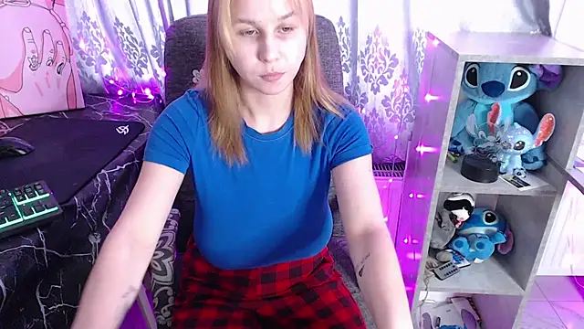 RoyAngela online show from February 2026 07:13:01 AM