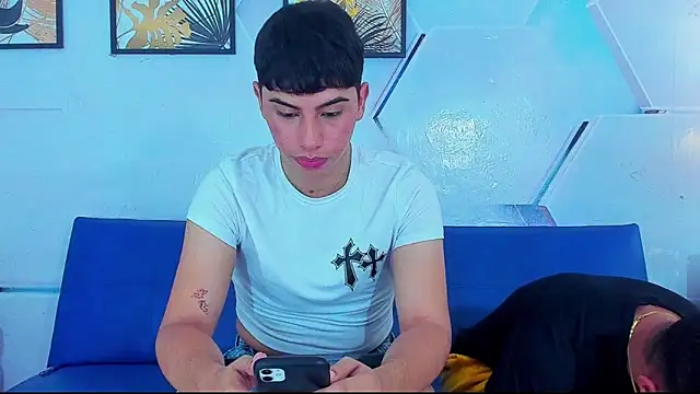 The boys at online show from October 2025 06:07:01 PM