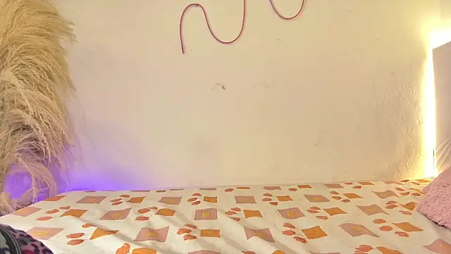 Snapshot of tatixxxvega chatting on November 2025 01:22:01 PM tatixxxvega online show from November 2025 01:22:01 PM