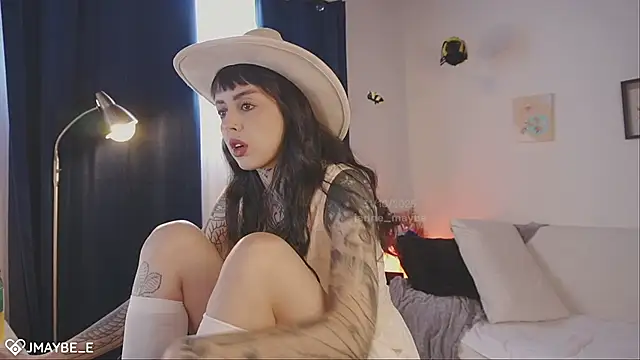 janne maybe online show from October 2025 03:24:02 PM