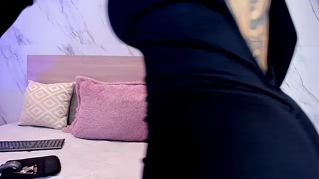 sofiagomez   online show from January 2026 05:58:02 PM