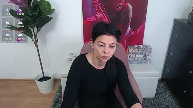 LadyLiia online show from April 2026 07:17:01 AM