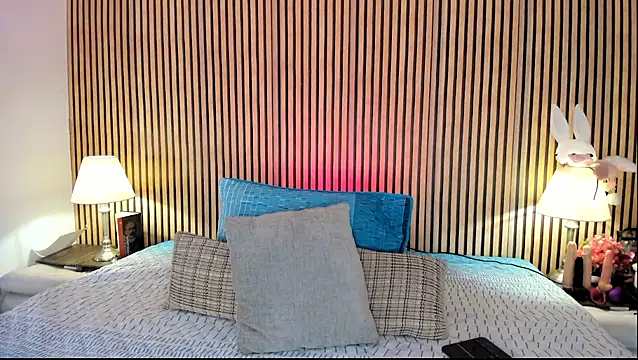 keeyla stone online show from February 2026 09:42:01 PM