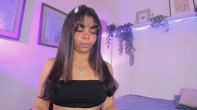 theLayla DH online show from September 2025 09:18:01 PM