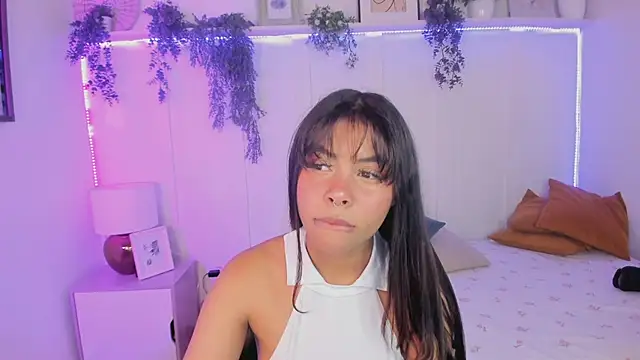 theLayla DH online show from September 2025 08:13:02 PM