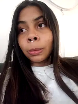 theLayla DH online show from October 2025 01:08:02 PM