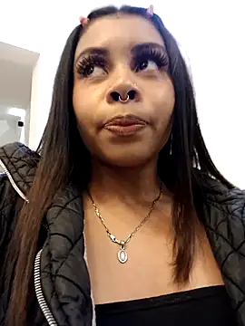 theLayla DH online show from October 2025 11:27:02 PM