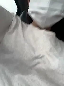 ni ni01 online show from November 2025 04:44:02 AM