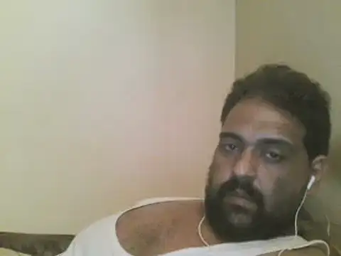 Snapshot of elpoop7305 chatting on November 2025 01:11:01 PM elpoop7305 online show from November 2025 01:11:01 PM