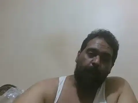 Snapshot of elpoop7305 chatting on November 2025 10:09:02 PM elpoop7305 online show from November 2025 10:09:02 PM