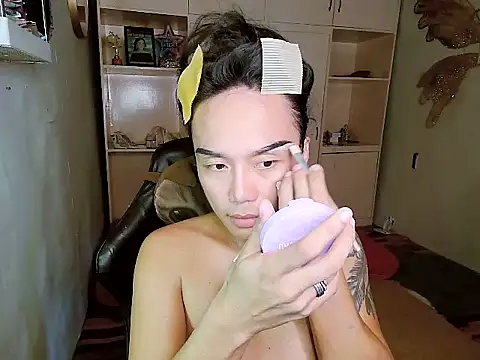 YourNikkieXxx online show from October 2025 07:21:01 AM