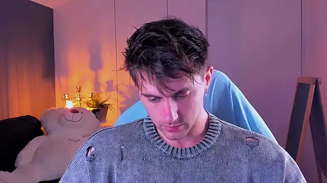 Oscar Miller  online show from November 2025 09:28:01 PM