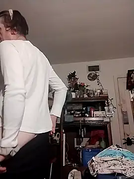 Sissywet online show from April 2026 02:45:02 AM