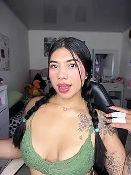 charlotte queen1320 online show from April 2026 05:00:02 AM