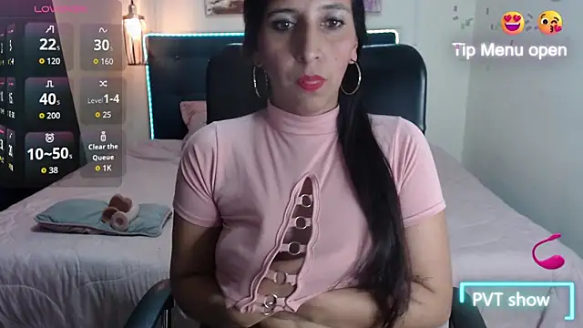 azabachebabe online show from November 2025 01:55:02 PM