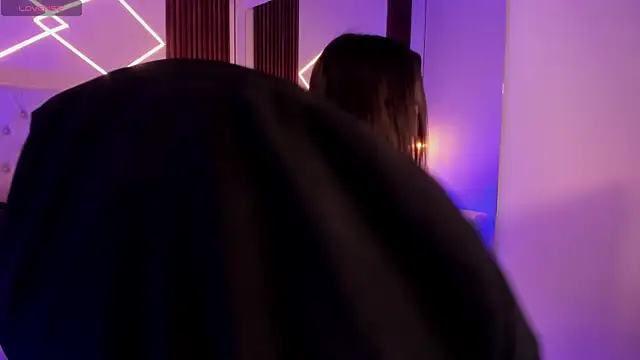 ZamabyCrucie online show from December 2025 11:12:02 PM