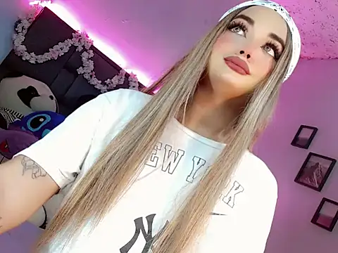 Snapshot of kattie_Sweet_ chatting on October 2025 12:49:02 AM kattie Sweet  online show from October 2025 12:49:02 AM