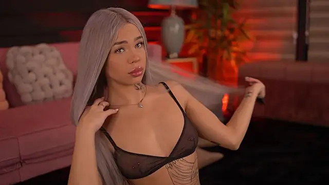 NickyBenz online show from November 2025 07:05:02 PM