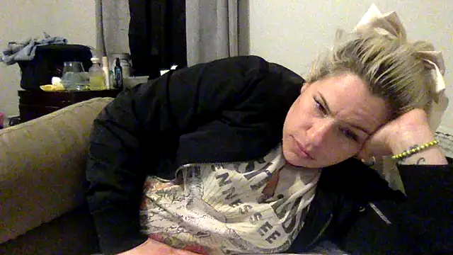 toomuchofafreak online show from February 2026 10:32:02 AM