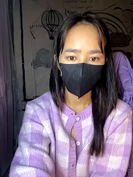 TiNa 04 online show from November 2025 11:28:01 PM