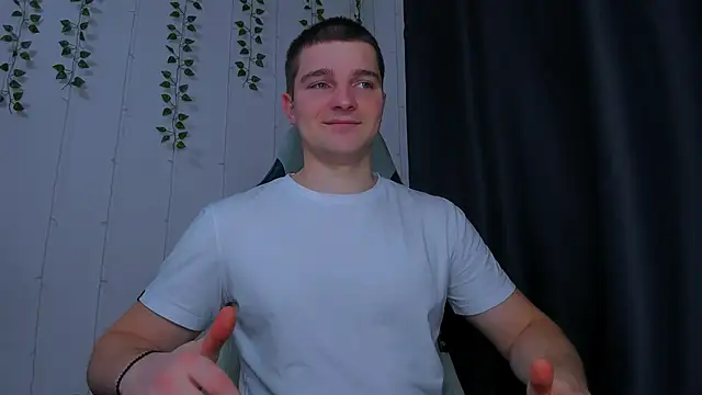 Your Claddagh online show from December 2025 04:56:01 PM