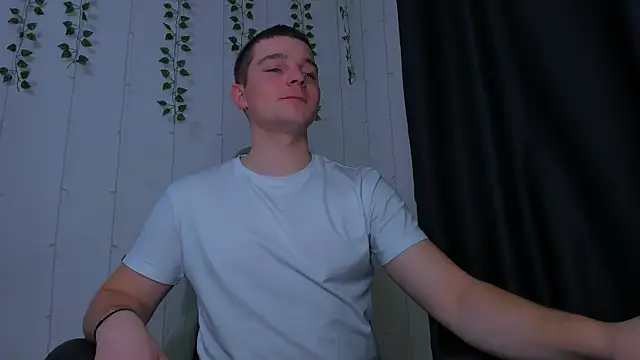 Your Claddagh online show from December 2025 03:18:02 PM