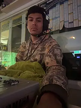 Snapshot of StrokingDaddy4 chatting on November 2025 11:20:02 AM StrokingDaddy4 online show from November 2025 11:20:02 AM