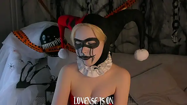 Snapshot of ElizSpieth chatting on October 2025 01:17:01 AM ElizSpieth online show from October 2025 01:17:01 AM