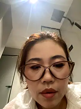 feifei 521 online show from September 2025 01:51:01 AM
