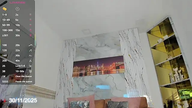 Sophi Johnson online show from November 2025 05:11:01 AM