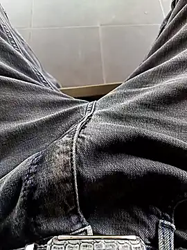 tyteo1010 online show from January 2026 02:39:01 AM