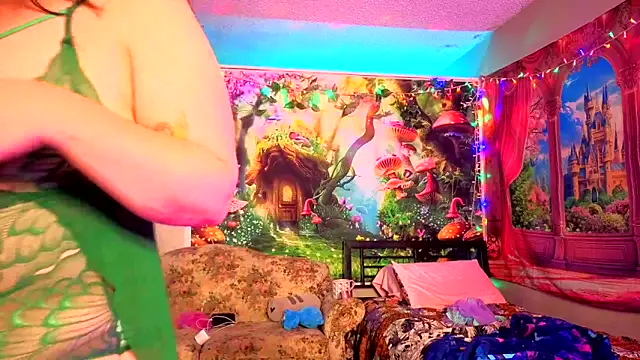 Princess  Kitty   online show from October 2025 03:58:02 PM