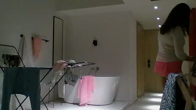 ALICAINWONDERLAND online show from September 2025 03:58:02 PM