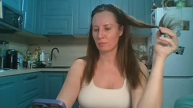 ALICAINWONDERLAND online show from April 2026 06:16:01 PM