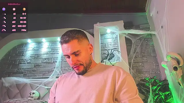 dominic de luca online show from October 2025 02:45:01 AM