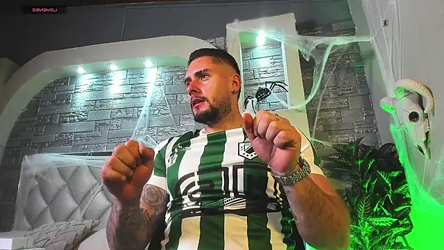 dominic de luca online show from October 2025 02:37:02 AM