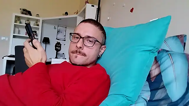 ilovechub112 online show from October 2025 01:45:02 PM