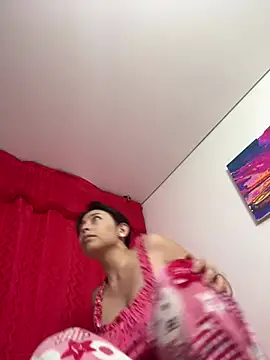 larsonbeverly online show from February 2026 11:56:01 PM