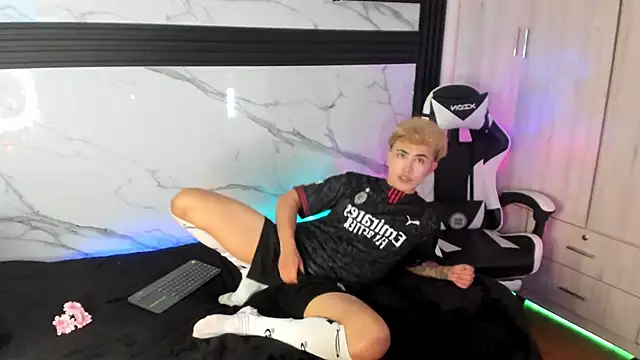 Saimonvela online show from November 2025 01:38:02 AM