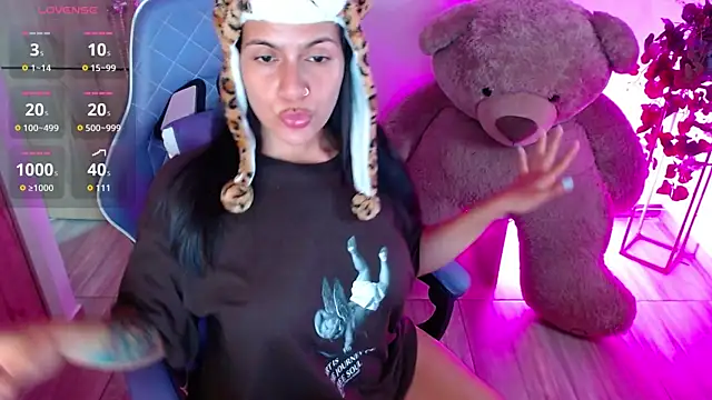 Snapshot of sexygoddesskarol chatting on September 2025 11:15:01 PM sexygoddesskarol online show from September 2025 11:15:01 PM
