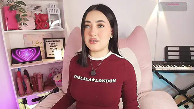 justonecute online show from March 2026 03:32:01 AM